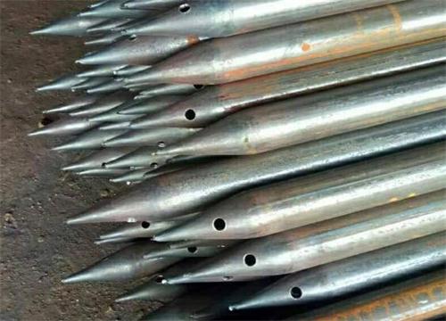 龙圩隧道钢花管现货